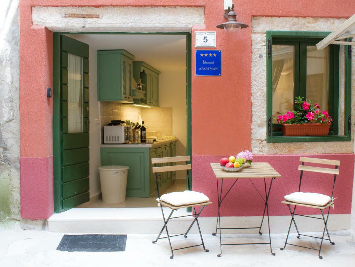 House Corte Dei Matte' Rovinj Exterior photo